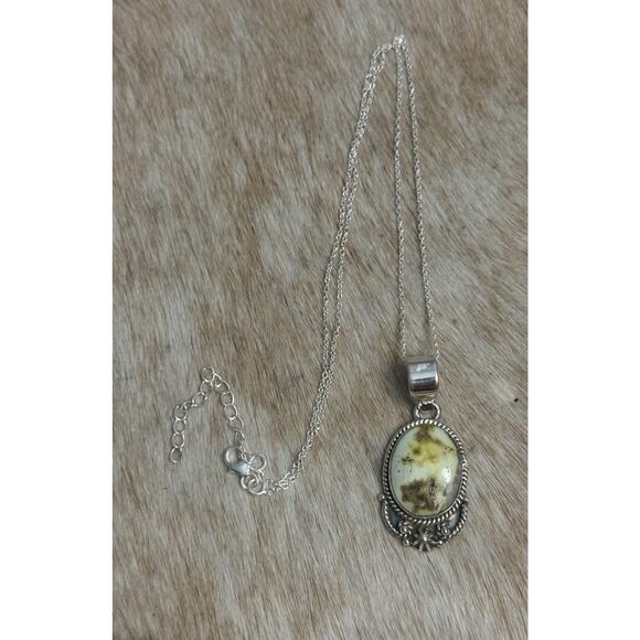 Large Native American Sterling Silver Palomino Turquoise Oval Pendant Necklace - Picture 2 of 11